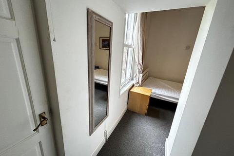 1 bedroom flat to rent, Whitstable Road, Canterbury CT2