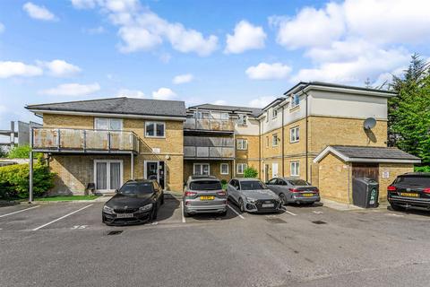 Lockwood Place, Chingford