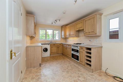 4 bedroom detached house for sale, Hinds Way, Aylesbury