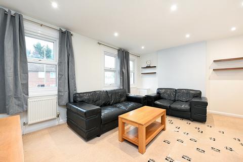 2 bedroom maisonette for sale, Cove Road, Farnborough, GU14