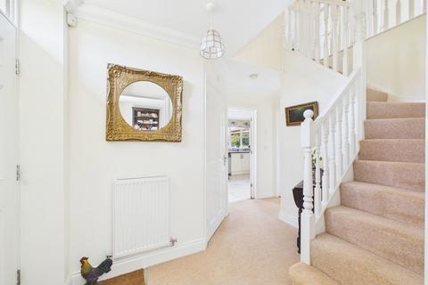 4 bedroom detached house for sale, Warren Avenue, Saxmundham
