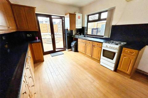 3 bedroom end of terrace house to rent, Nuffield Road, Courthouse Green, Coventry, CV6