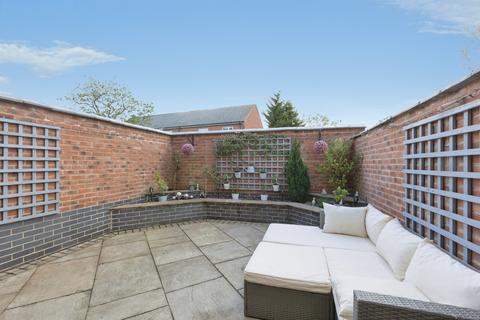 3 bedroom semi-detached house for sale, High Street, Whetstone, Leicester