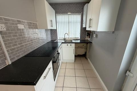 2 bedroom house to rent, Ebenezer Street, West Bromwich, B70