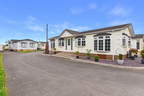 2 bedroom park home for sale, Gloucester Road, Staverton, Cheltenham, Gloucestershire, GL51