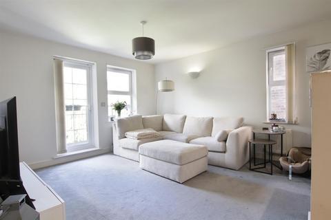 2 bedroom flat for sale, Barrington Road, Altrincham