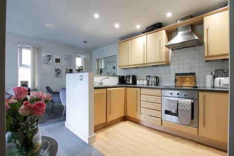 2 bedroom flat for sale, Barrington Road, Altrincham