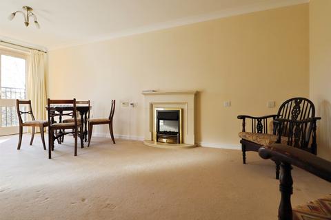 1 bedroom flat for sale, Cardiff Road, Llandaff, CARDIFF