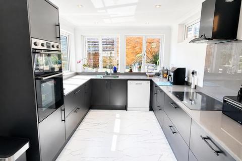 3 bedroom semi-detached house for sale, Colesdale, Cuffley
