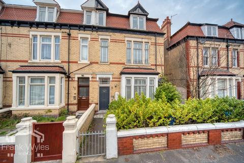 2 bedroom flat for sale, Flat 2, 25 Glen Eldon Road, Lytham St. Annes, Lancashire