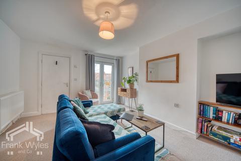 2 bedroom flat for sale, Flat 2, 25 Glen Eldon Road, Lytham St. Annes, Lancashire