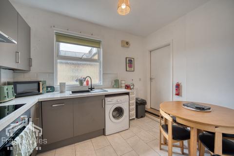 2 bedroom flat for sale, Flat 2, 25 Glen Eldon Road, Lytham St. Annes, Lancashire