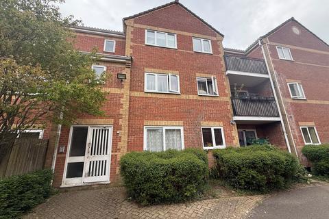 Flat - Oaklands, PETERBOROUGH