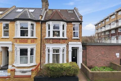 2 bedroom flat for sale, Lea Hall Road, London E10