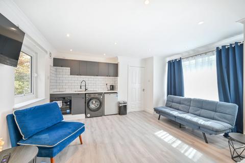 Studio for sale, Elgin Mews, Portobello, London, W11