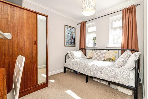 3 bedroom semi-detached house for sale, Pattishall Close, Manchester M4