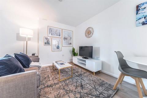 Studio for sale, Hanover House, Vauxhall SW8