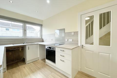 2 bedroom terraced house to rent, Broom Path, Glasgow, G69