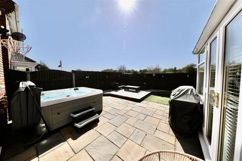 6 bedroom detached house for sale, Brooklands, Hull