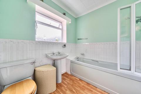 3 bedroom detached bungalow for sale, Trewern, Welshpool