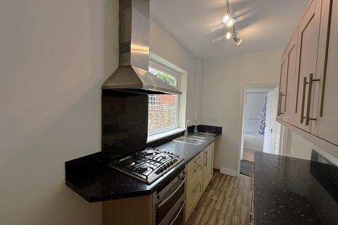 3 bedroom terraced house to rent, Newborough Street, YORK