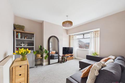 Maisonette - Elmfield Avenue, Cheltenham GL51