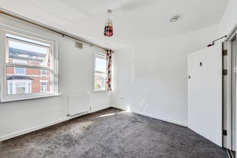 5 bedroom terraced house for sale, Shelley Street, SWINDON, Wiltshire, SN1
