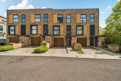 4 bedroom terraced house for sale, Stanley Kubrick Road, Denham