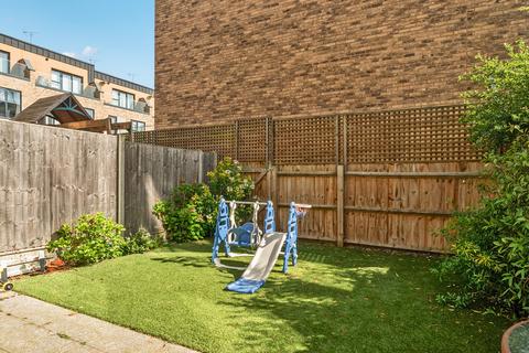4 bedroom terraced house for sale, Stanley Kubrick Road, Denham