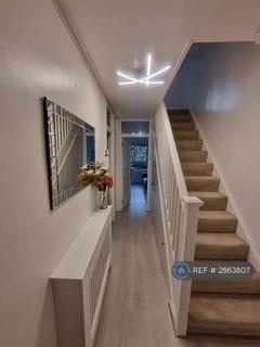 3 bedroom flat to rent, Bartholomew Street, London, SE1