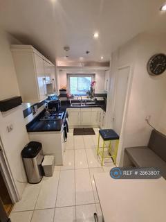 3 bedroom flat to rent, Bartholomew Street, London, SE1