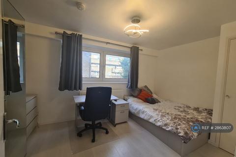 3 bedroom flat to rent, Bartholomew Street, London, SE1