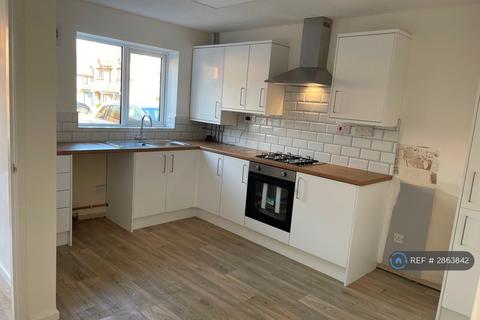 2 bedroom terraced house to rent, The Larches, Abbeymead, Gloucester, GL4