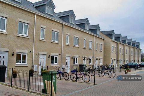 3 bedroom terraced house to rent, Brothers Place, Cambridge, CB1