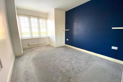 2 bedroom apartment for sale, Millpond Lane, Horsham RH12