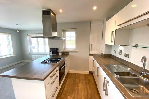 2 bedroom apartment for sale, Millpond Lane, Horsham RH12