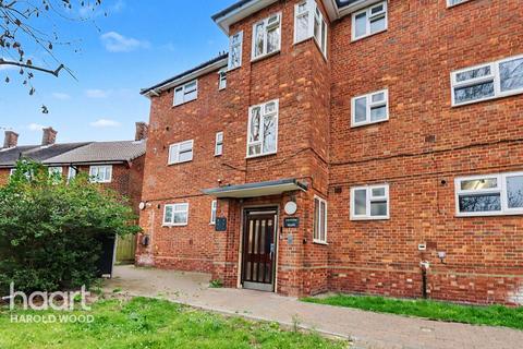 1 bedroom flat for sale, Redruth Road, Harold Hill