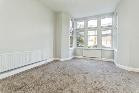 2 bedroom flat for sale, Babington Road, LONDON, London, SW16