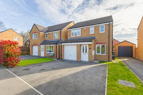 3 bedroom detached house for sale, Woolley Hart Way, Castleford, WF10
