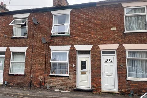 2 bedroom terraced house to rent, Charles Street, Wisbech, Cambs