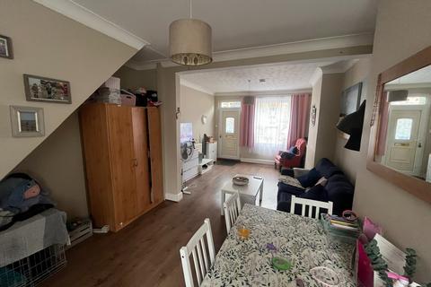 2 bedroom terraced house to rent, Charles Street, Wisbech, Cambs