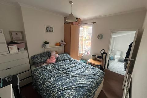 2 bedroom terraced house to rent, Charles Street, Wisbech, Cambs