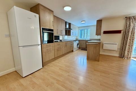 2 bedroom apartment for sale, Knightsbridge Court, Newcastle upon Tyne NE3