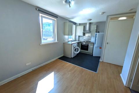 undefined, Laichpark Loan, Edinburgh EH14