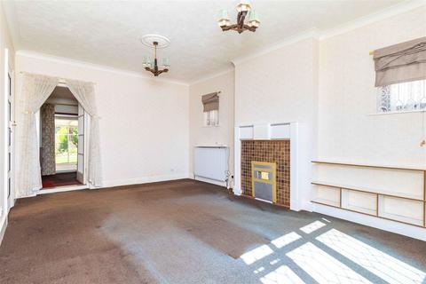 4 bedroom detached house for sale, Central Avenue, Worthing