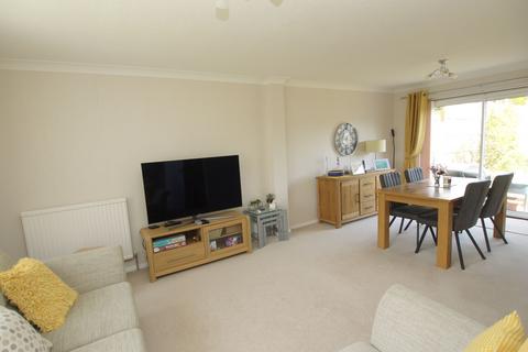 3 bedroom semi-detached house for sale, Brookfield, Kemsing, TN15