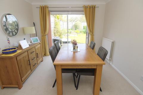 3 bedroom semi-detached house for sale, Brookfield, Kemsing, TN15