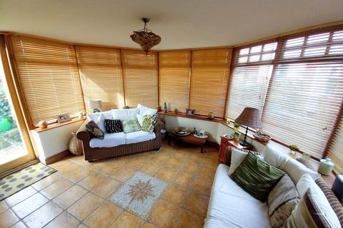 3 bedroom semi-detached house for sale, Cleveland Avenue, Bishop Auckland, County Durham, DL14
