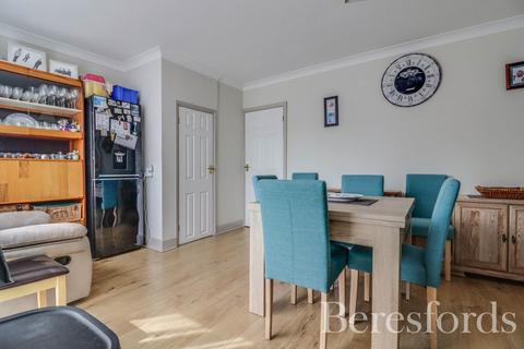 3 bedroom semi-detached house for sale, Clare Road, Braintree, CM7