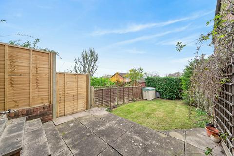 2 bedroom terraced house for sale, Windgates, Surrey GU4